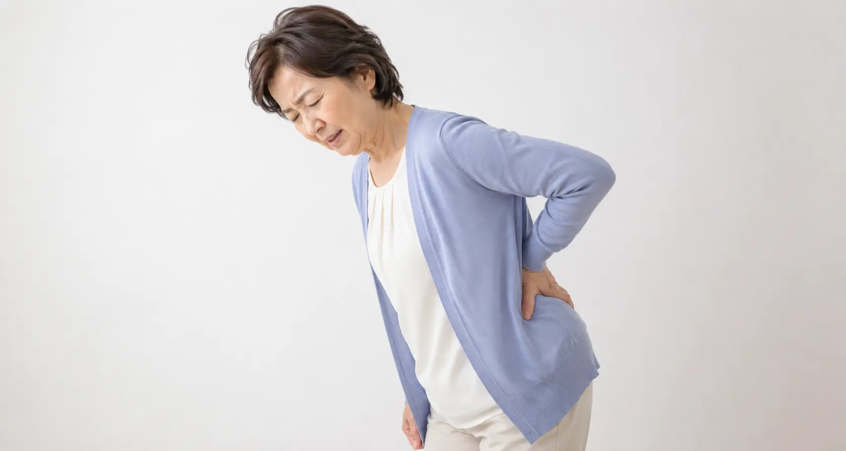 八王子で脊柱管狭窄症による歩くと痛い症状に悩む女性 多摩鍼灸整骨院 京王八王子院